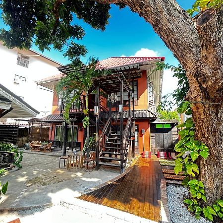 Villa'S Homestay Chiang Mai Bagian luar foto