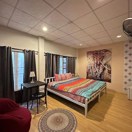 Villa'S Homestay Chiang Mai Bagian luar foto