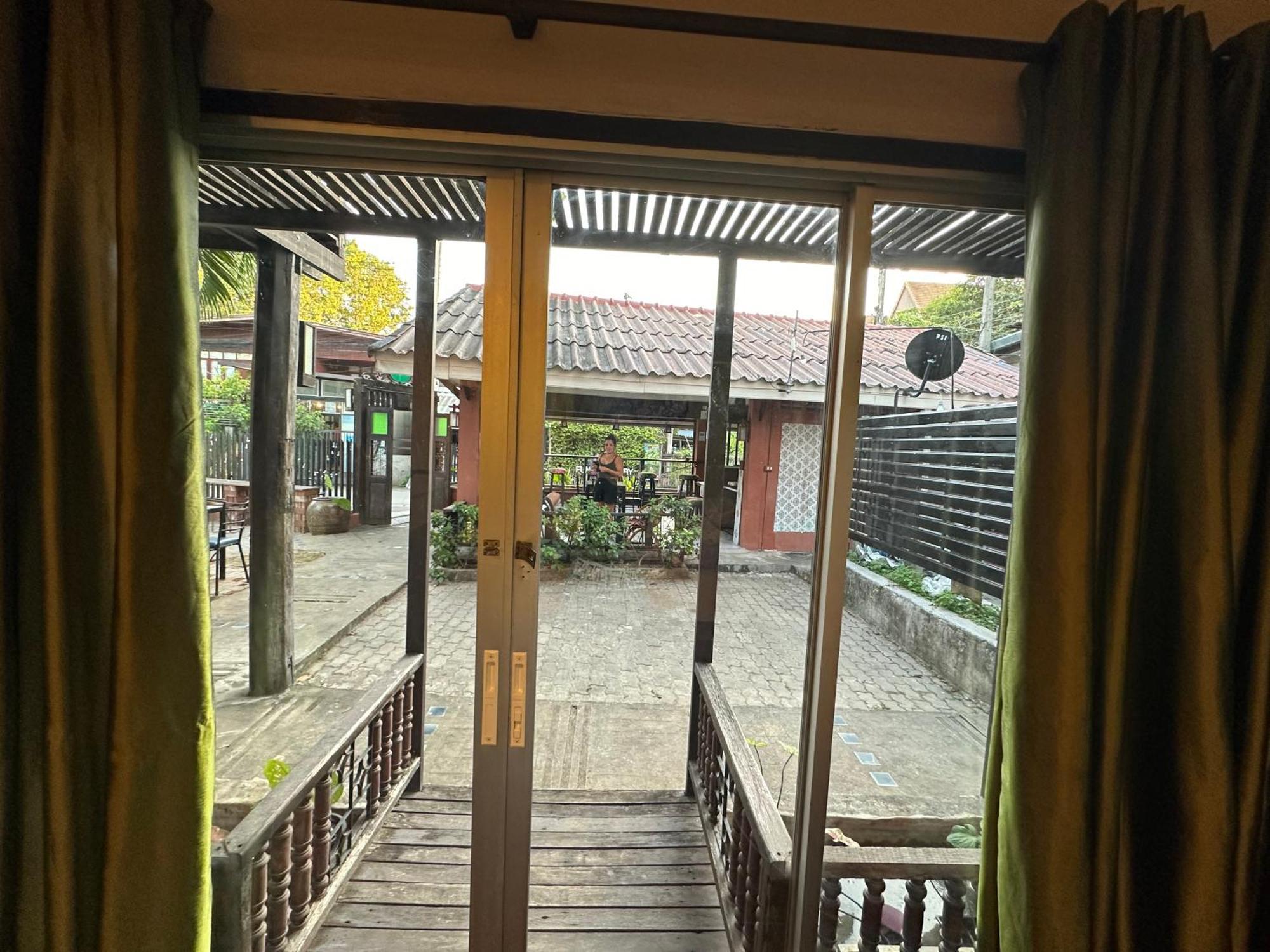 Villa'S Homestay Chiang Mai Bagian luar foto