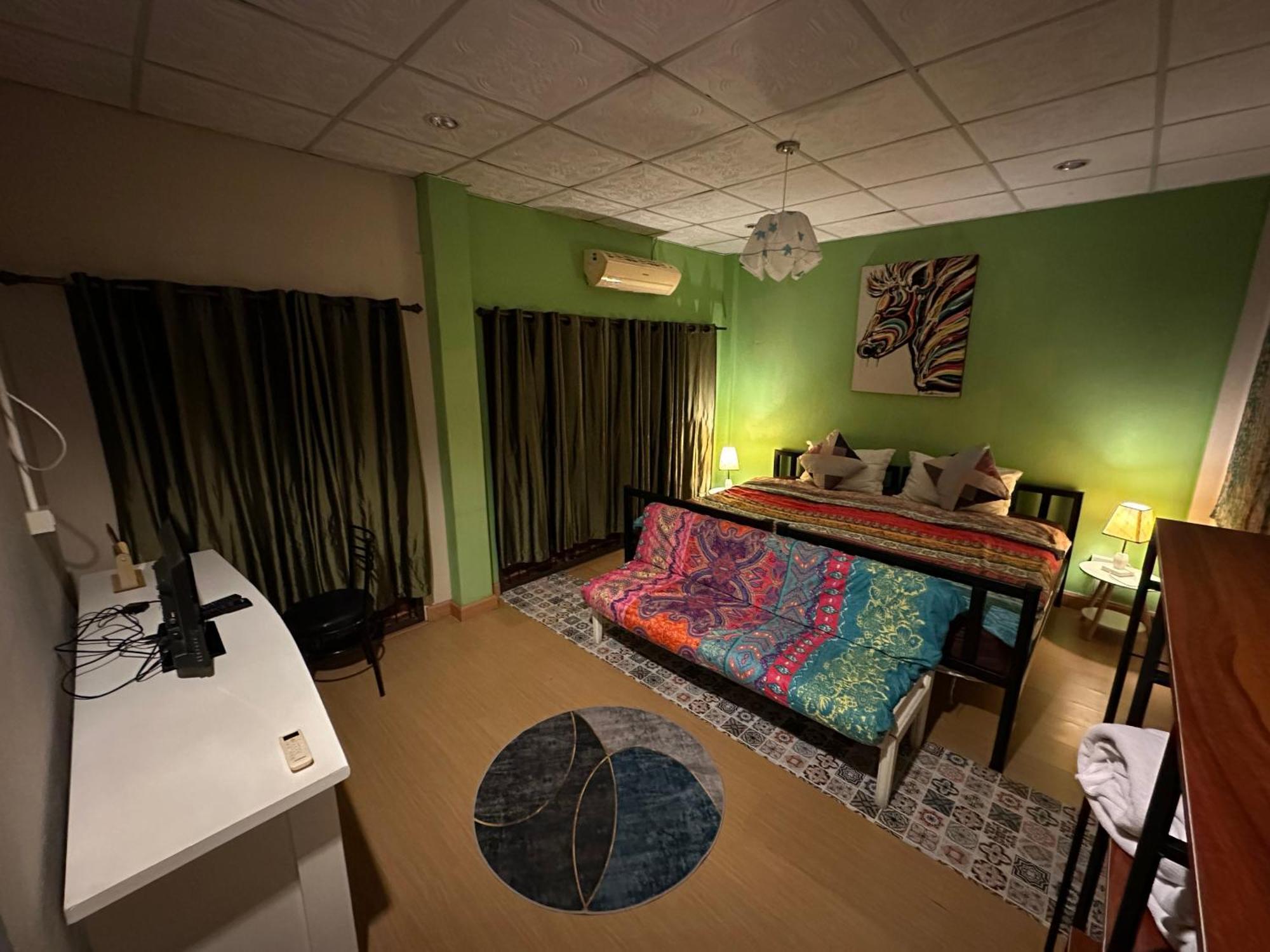 Villa'S Homestay Chiang Mai Bagian luar foto