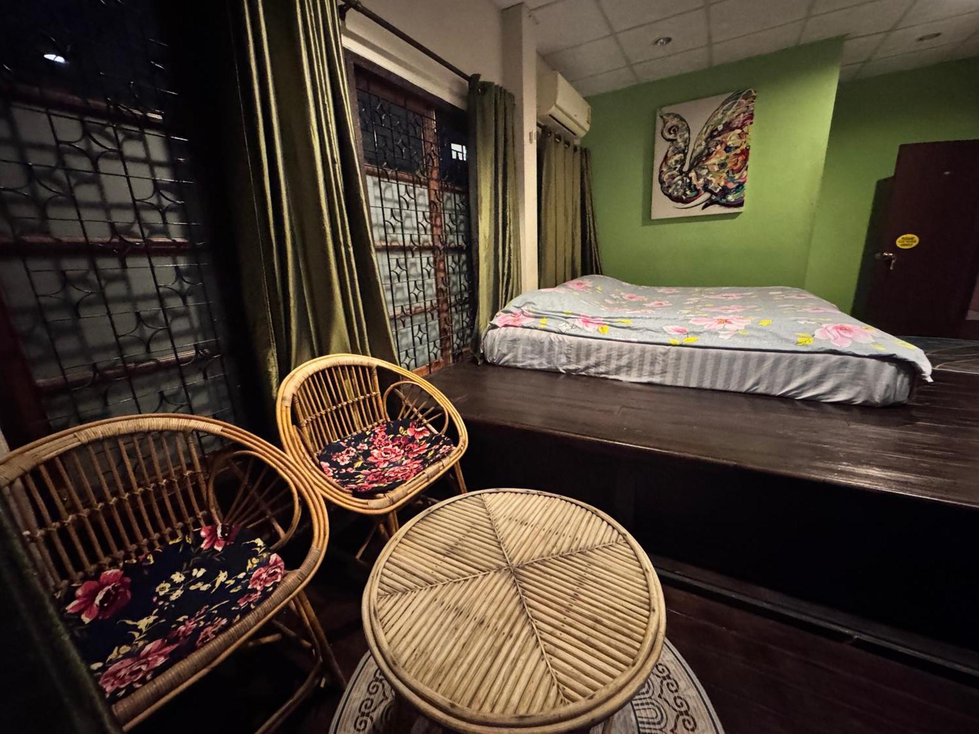 Villa'S Homestay Chiang Mai Bagian luar foto
